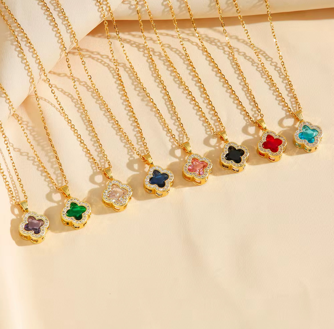 Red clover necklace