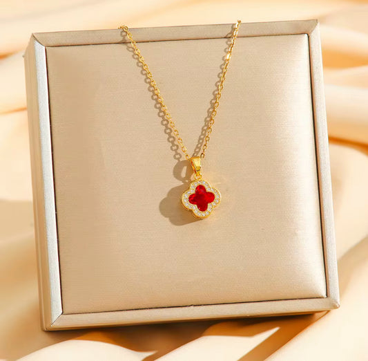 Red clover necklace